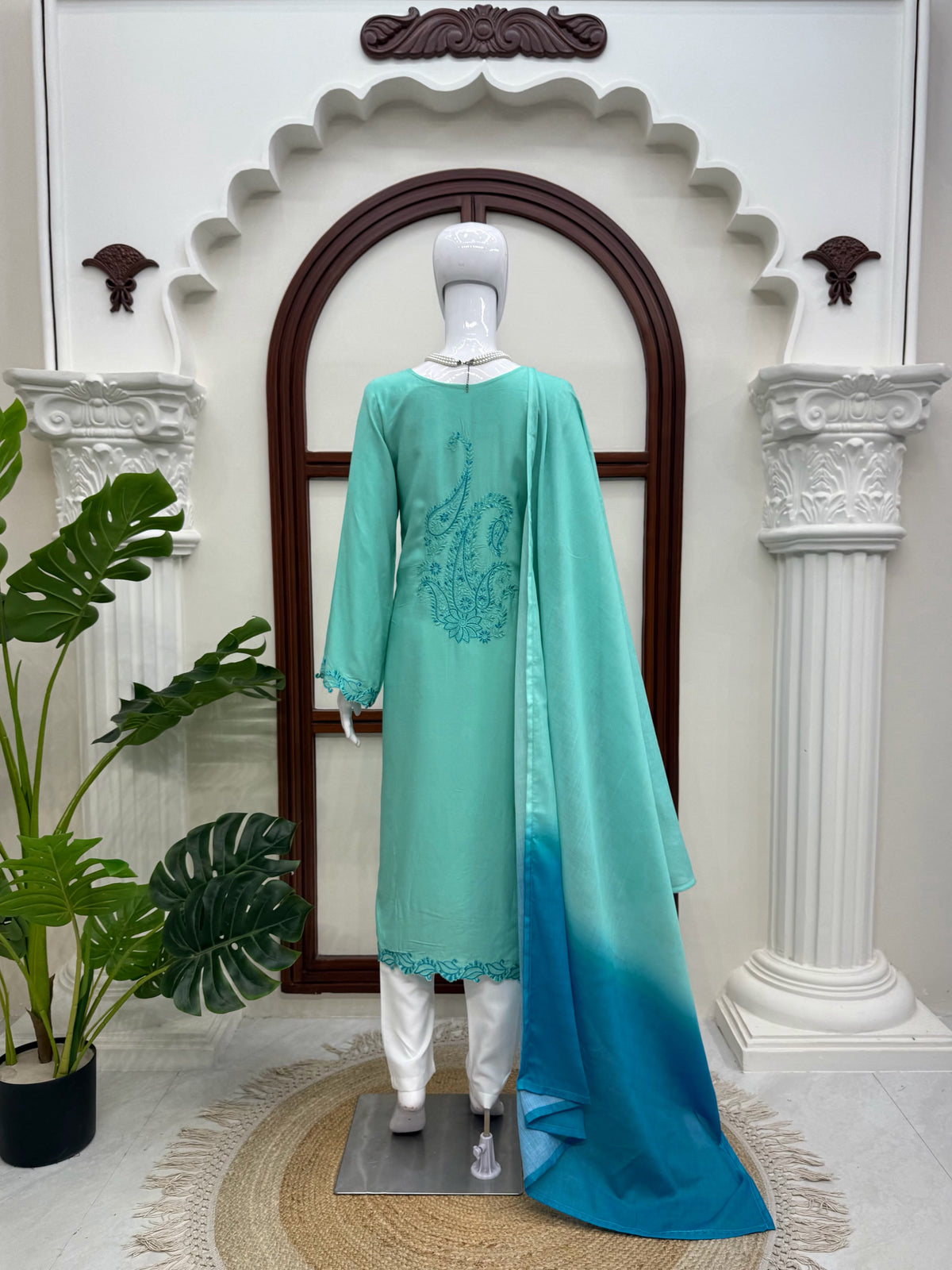 Heavy Reyon Thread Work Set with Shaded Double-Colour Mull Cotton Dupatta