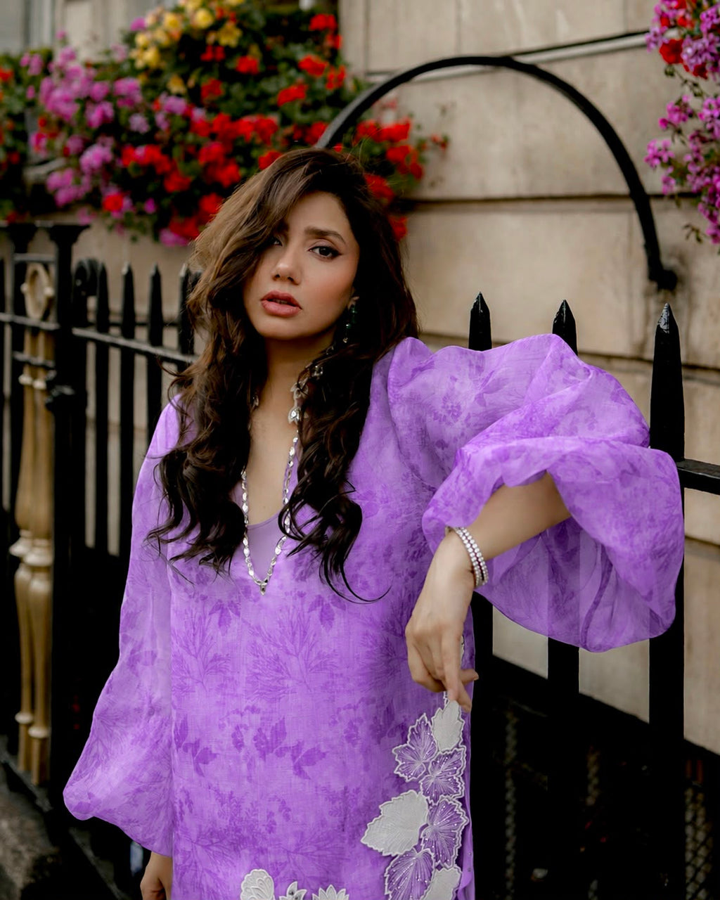 Organza Shrug Set with Digital Print, Real Mirror & Cutwork Detailing