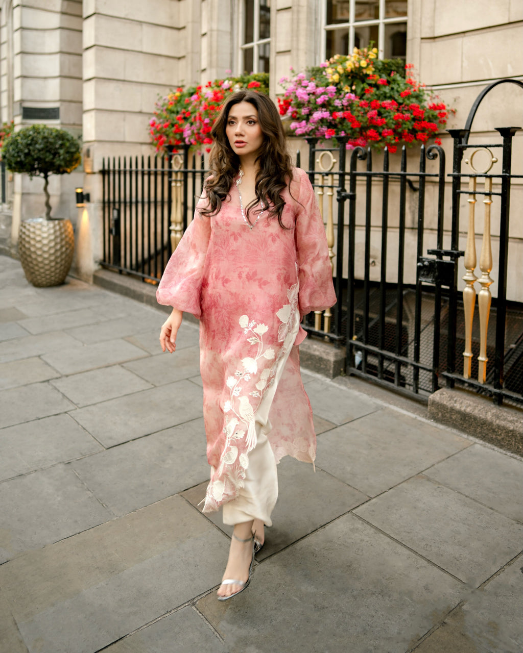 Organza Shrug Set with Digital Print, Real Mirror & Cutwork Detailing