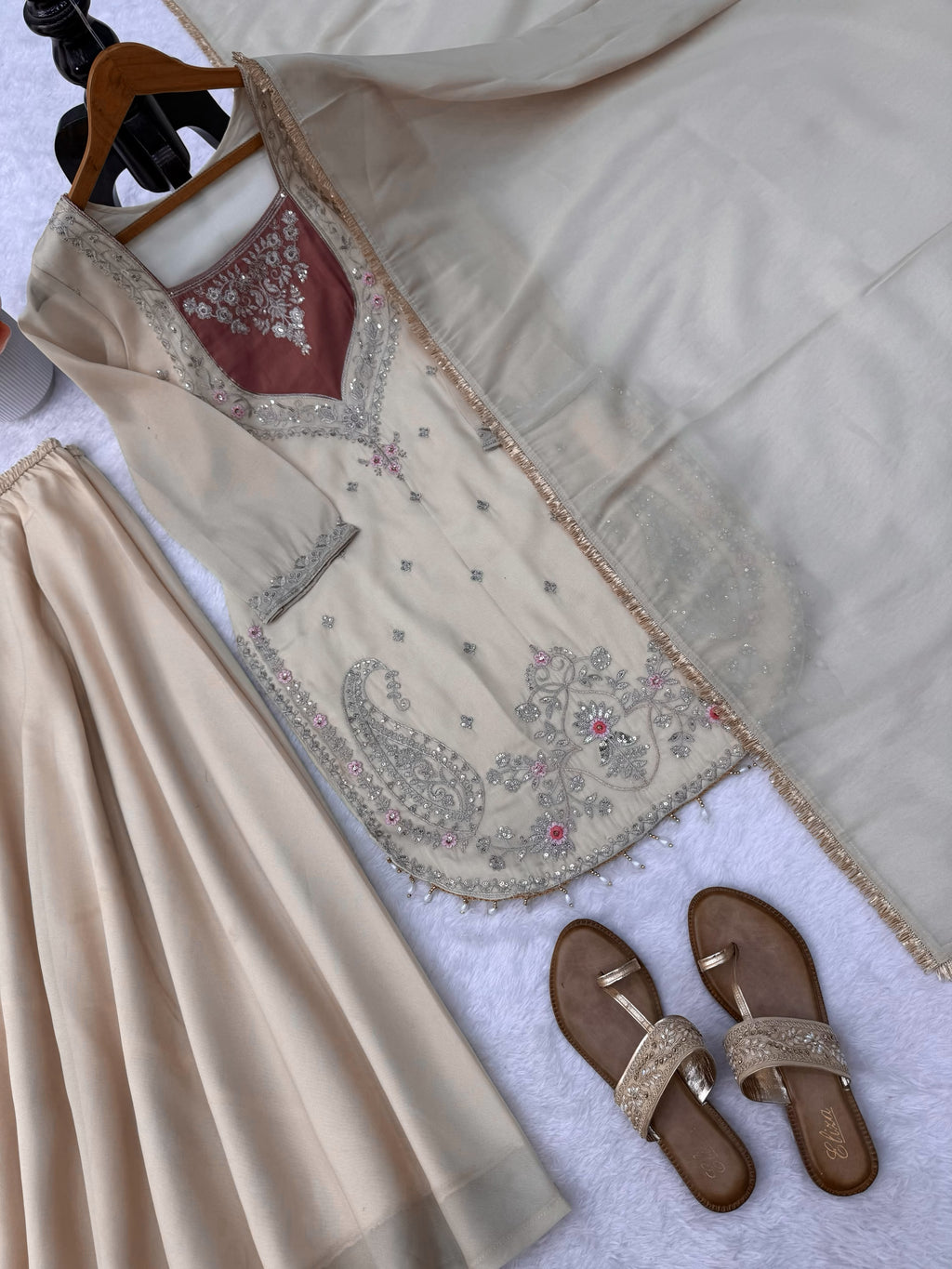 Shimmer 3-Piece Suit with Thread & Sequin Work and Lace Border Dupatta