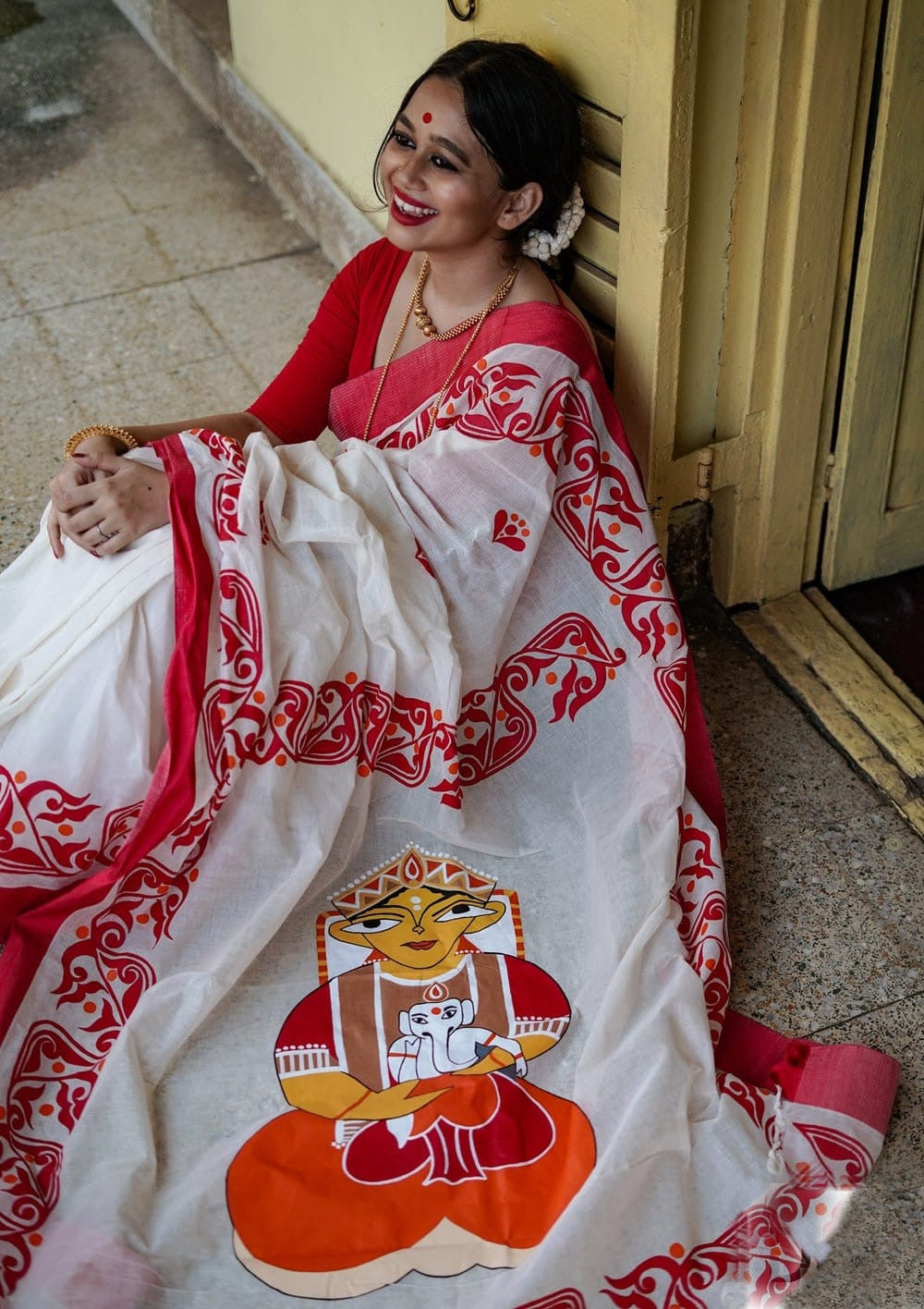 Eternal Elegance Premium Linen Cotton Digital Printed Saree with Matching Blouse