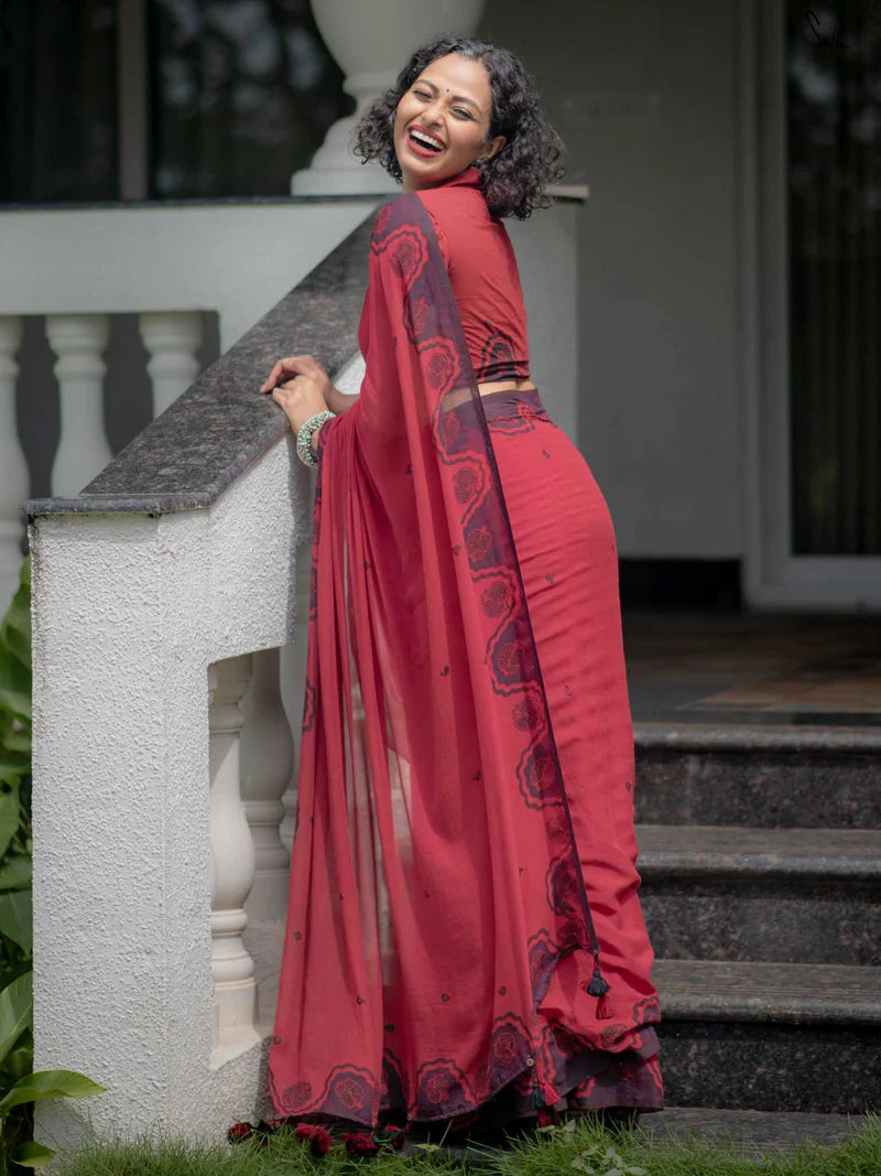 Elegant Bloom Premium Linen Cotton Digital Printed Saree with Matching Blouse