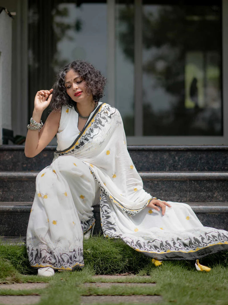 Timeless Grace Elegant Linen Cotton Digital Printed Saree with Matching Blouse