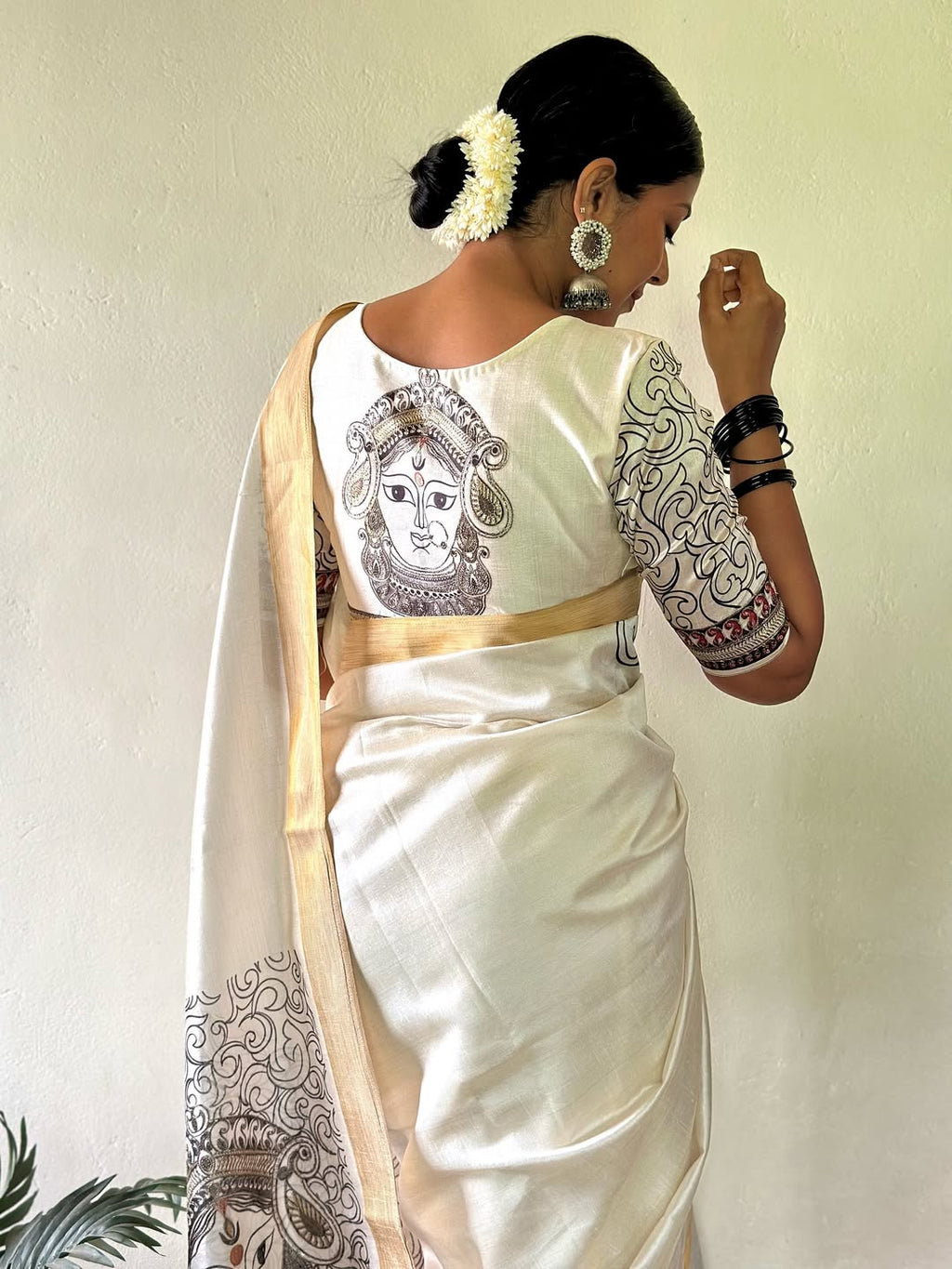 Royal Bloom Digital Print Linen Cotton Saree with Matching Blouse