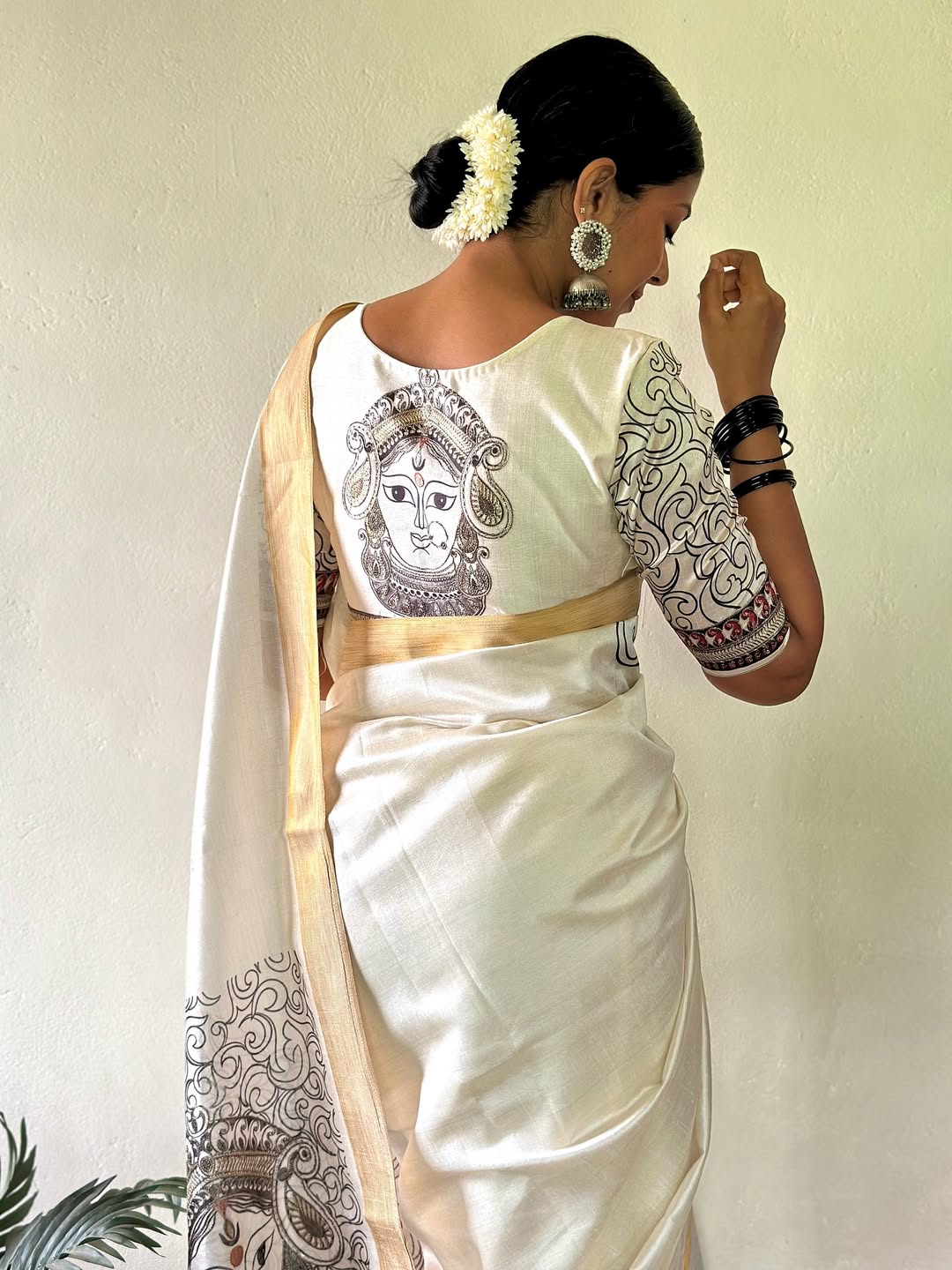 Royal Bloom Digital Print Linen Cotton Saree with Matching Blouse