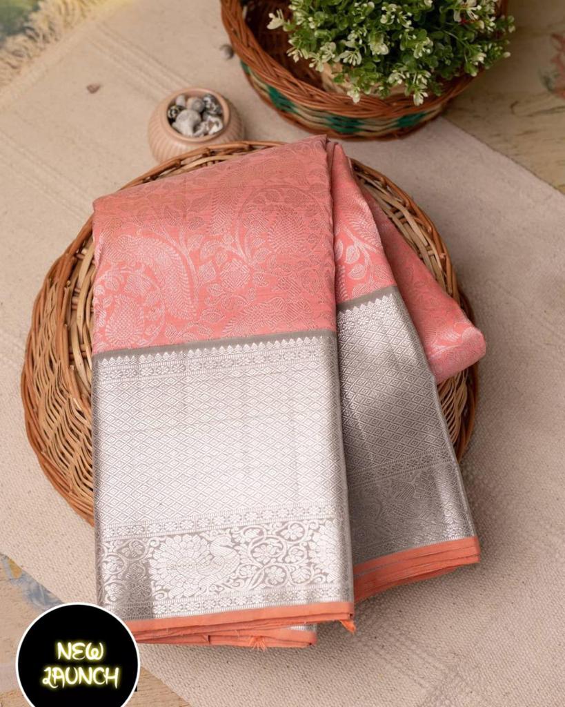Soft Lichi Silk Jacquard Work Saree with Rich Pallu and Exclusive Blouse Border