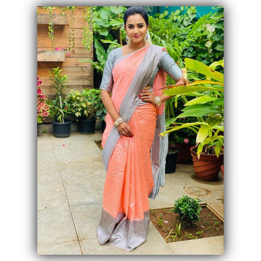Soft Lichi Silk Jacquard Work Saree with Rich Pallu and Exclusive Blouse Border
