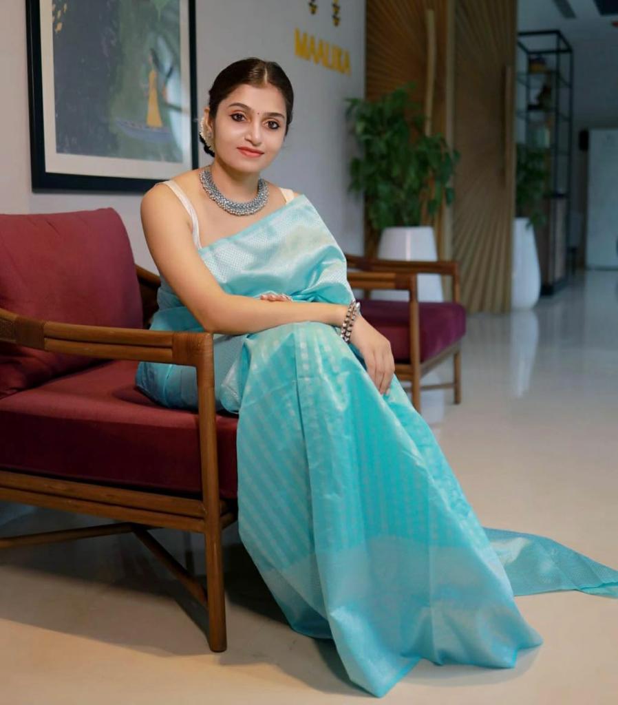 Soft Lichi Silk Saree with Rich Pallu & Jacquard Work