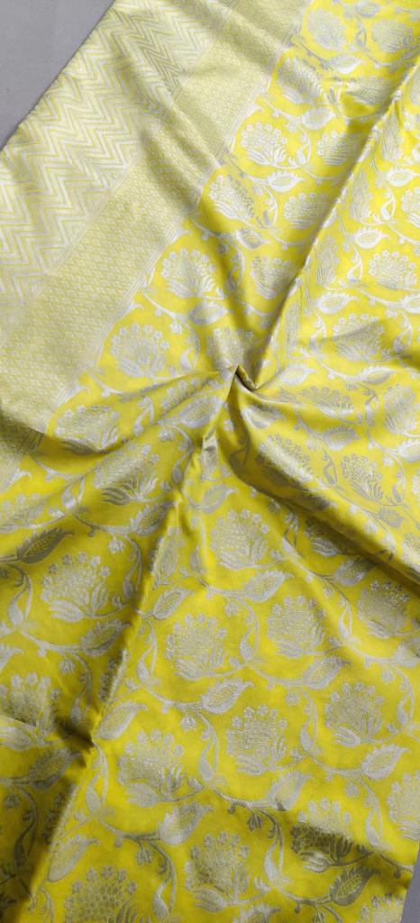 Lichi Silk Saree with Rich Pallu, Jacquard Work & Heavy Zahlar