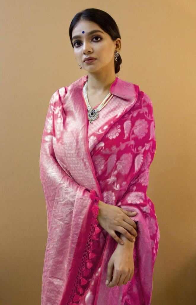Lichi Silk Saree with Rich Pallu, Jacquard Work & Heavy Zahlar