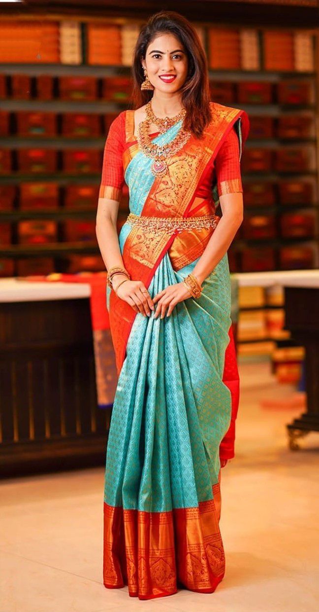 Graceful Soft Lichi Silk Saree with Rich Pallu &amp; Jacquard Border