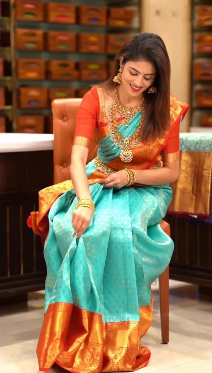 Graceful Soft Lichi Silk Saree with Rich Pallu &amp; Jacquard Border