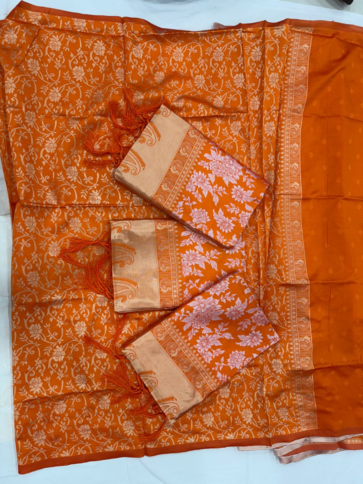 Regal Soft Lichi Silk Saree with Heavy Zhalar &amp; Jacquard Detailing