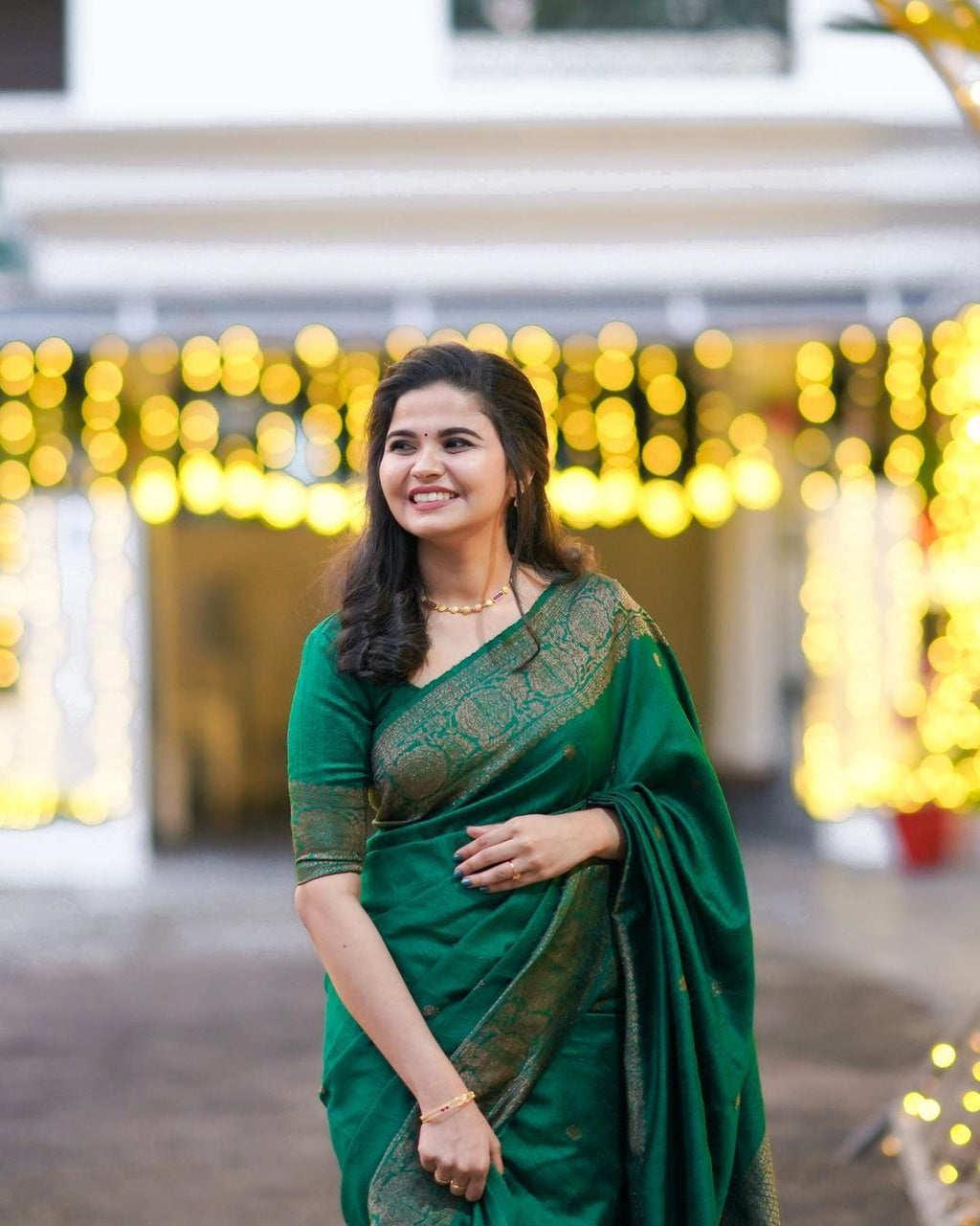 Charming Soft Lichi Silk Saree with Heavy Zhalar &amp; Jacquard Work