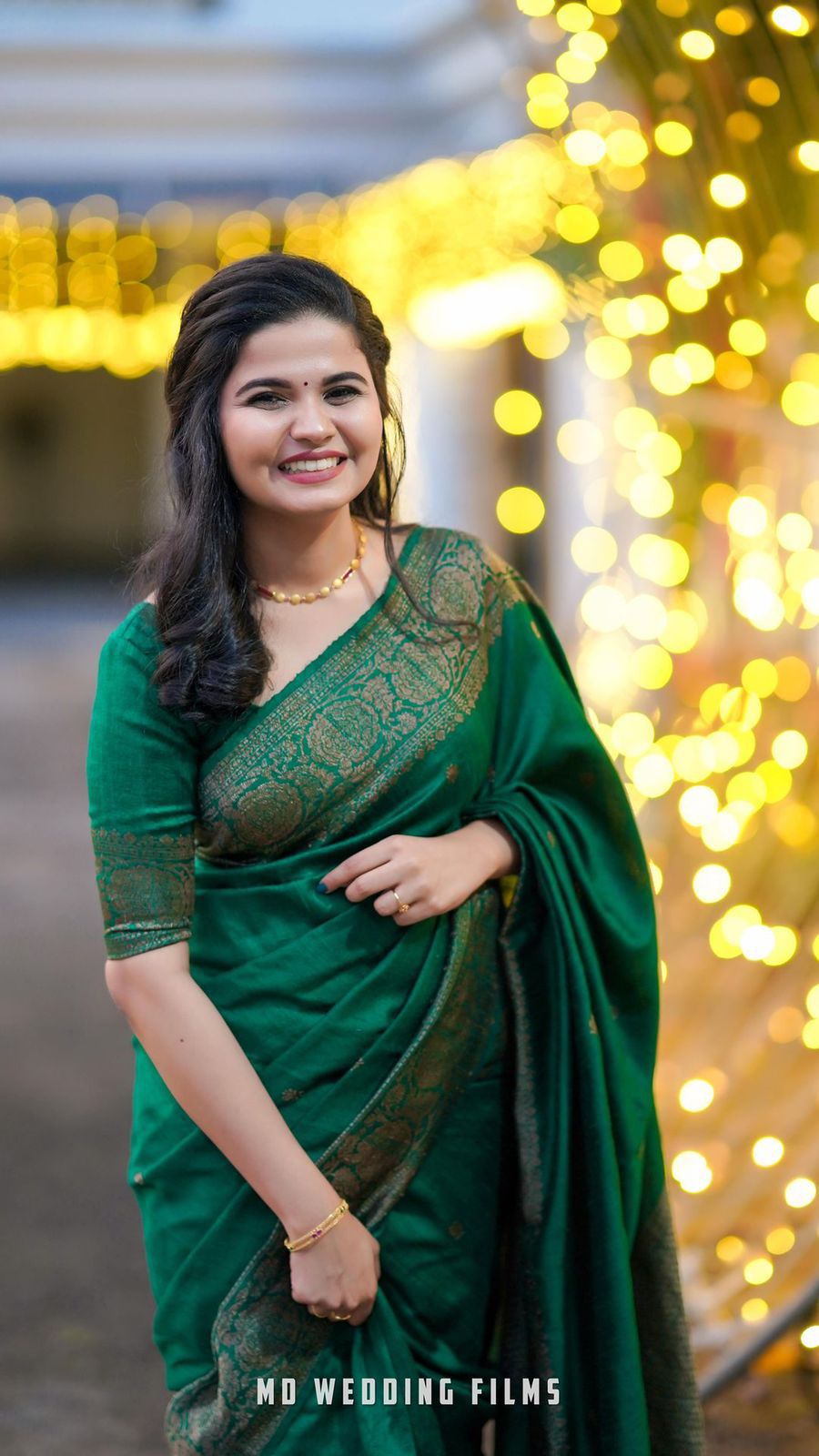 Charming Soft Lichi Silk Saree with Heavy Zhalar &amp; Jacquard Work