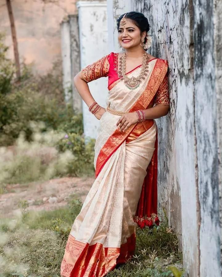 Beautiful Soft Lichi Silk Saree with Jacquard Pallu &amp; Border
