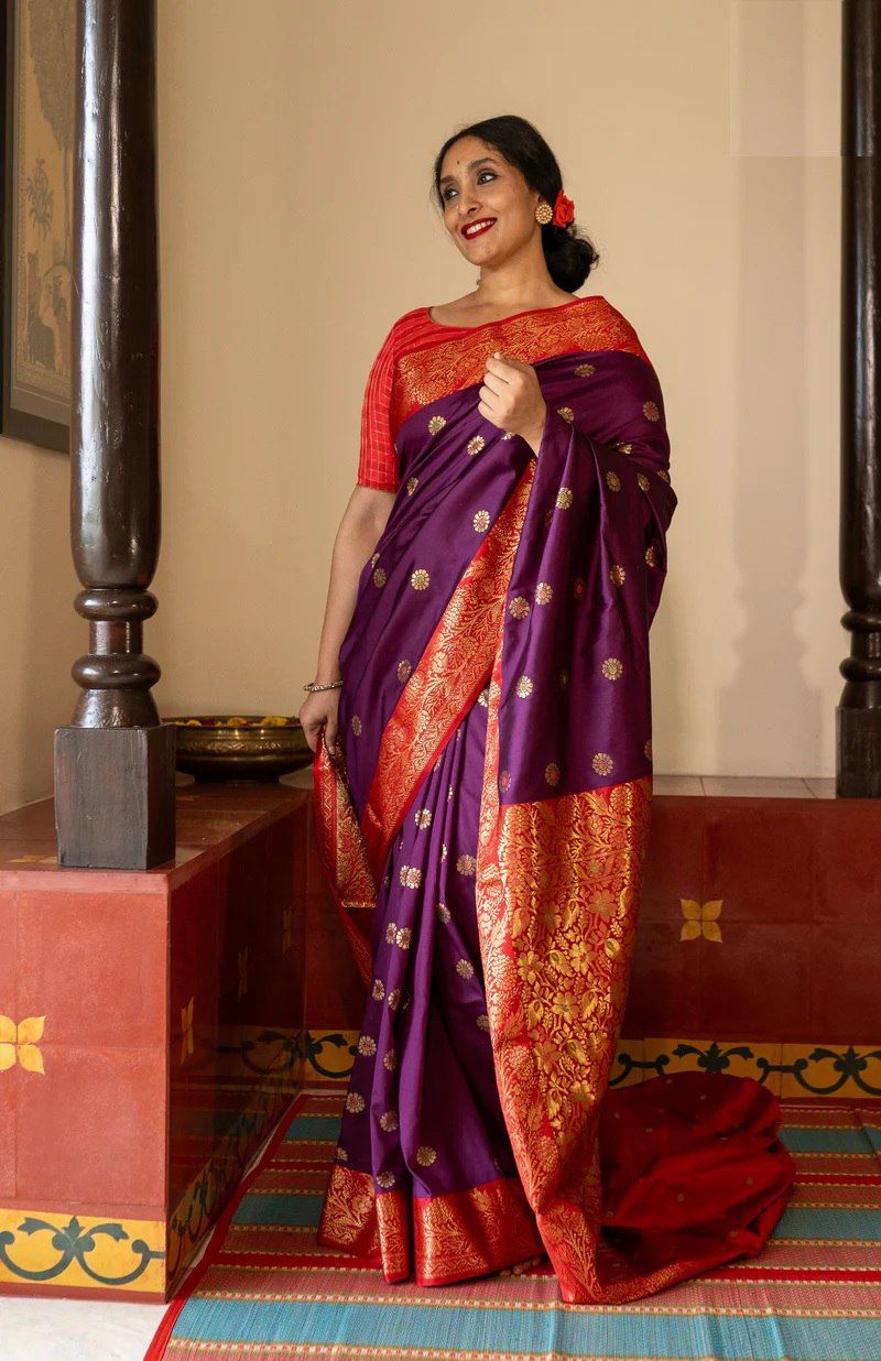 Elegant Soft Lichi Silk Saree with All-Over Jacquard Work & Rich Pallu