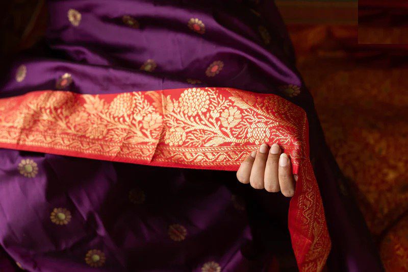 Elegant Soft Lichi Silk Saree with All-Over Jacquard Work & Rich Pallu