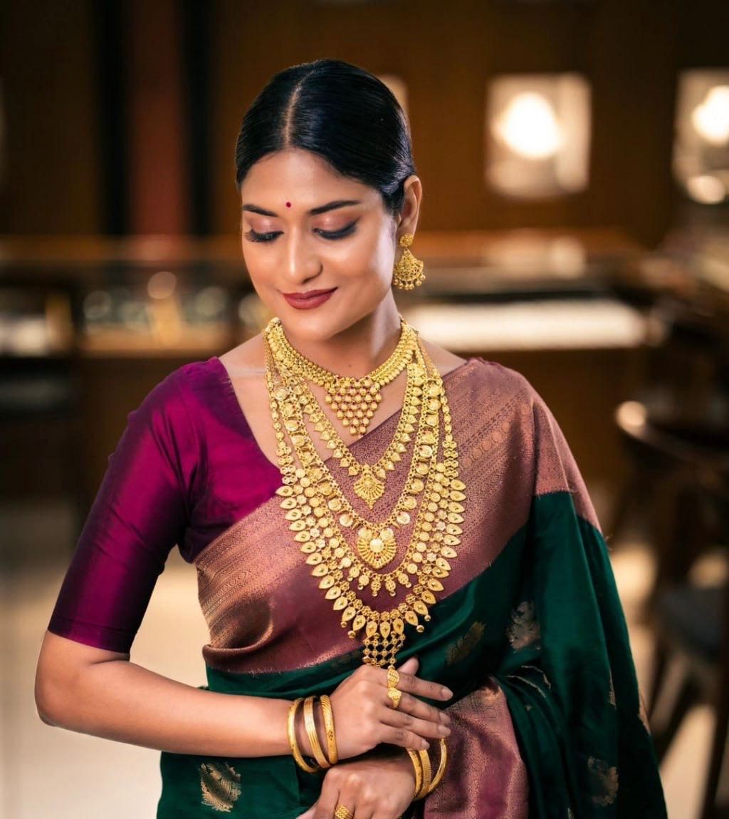 Timeless Soft Lichi Silk Saree with Refined Jacquard Design & Rich Pallu