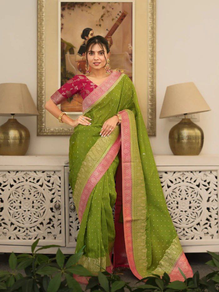Regal Soft Lichi Silk Saree with Artistic Jacquard Work & Rich Pallu