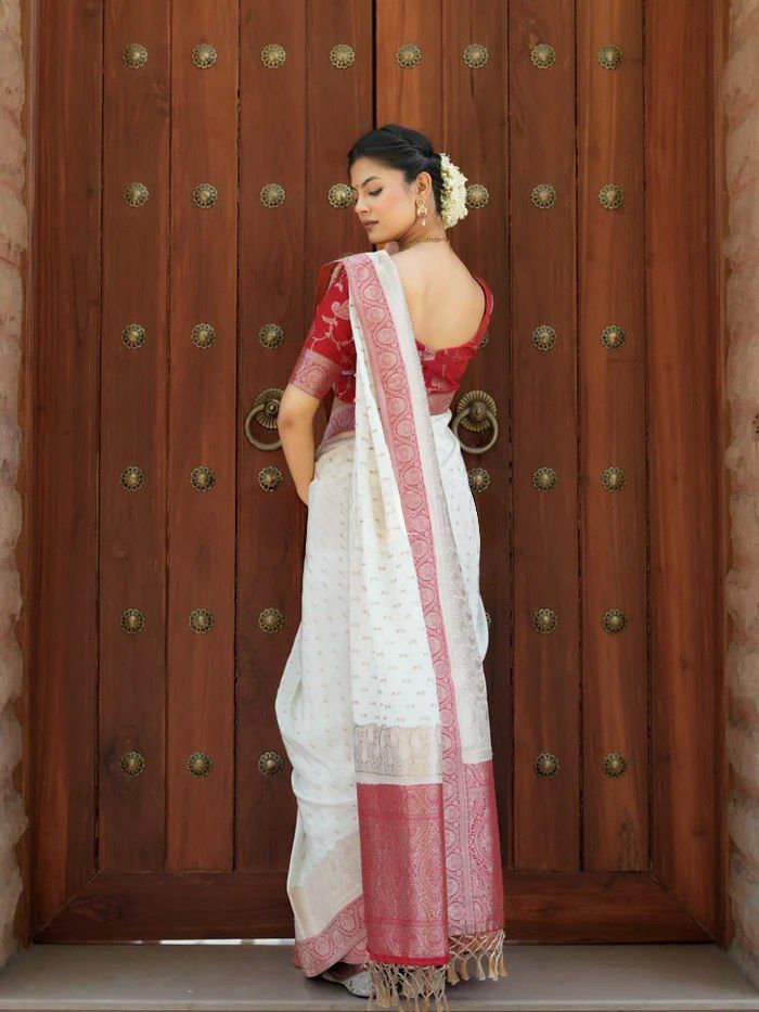 Regal Soft Lichi Silk Saree with Artistic Jacquard Work & Rich Pallu