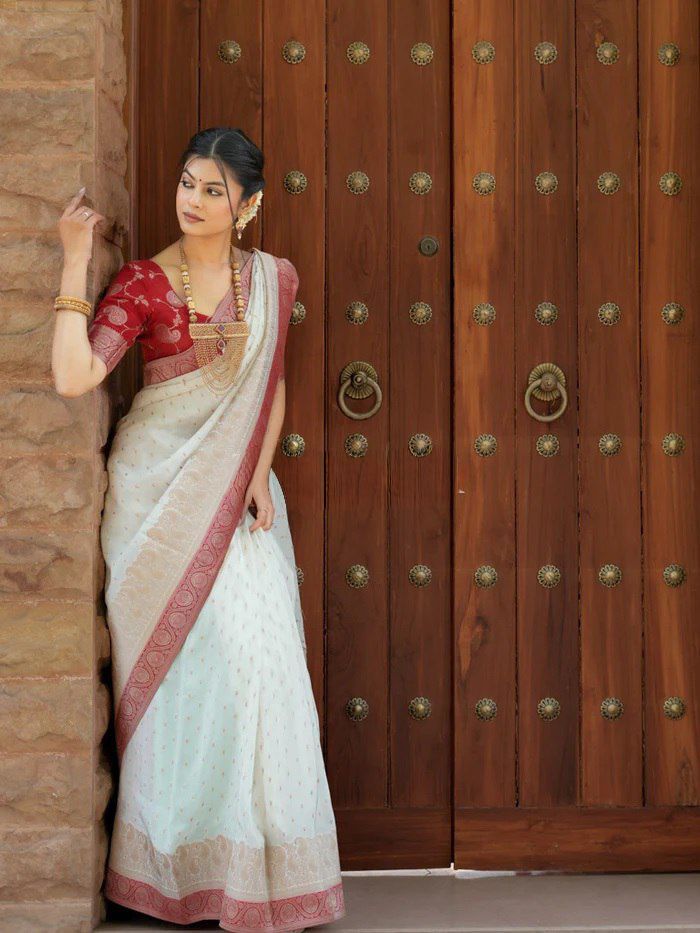 Regal Soft Lichi Silk Saree with Artistic Jacquard Work & Rich Pallu