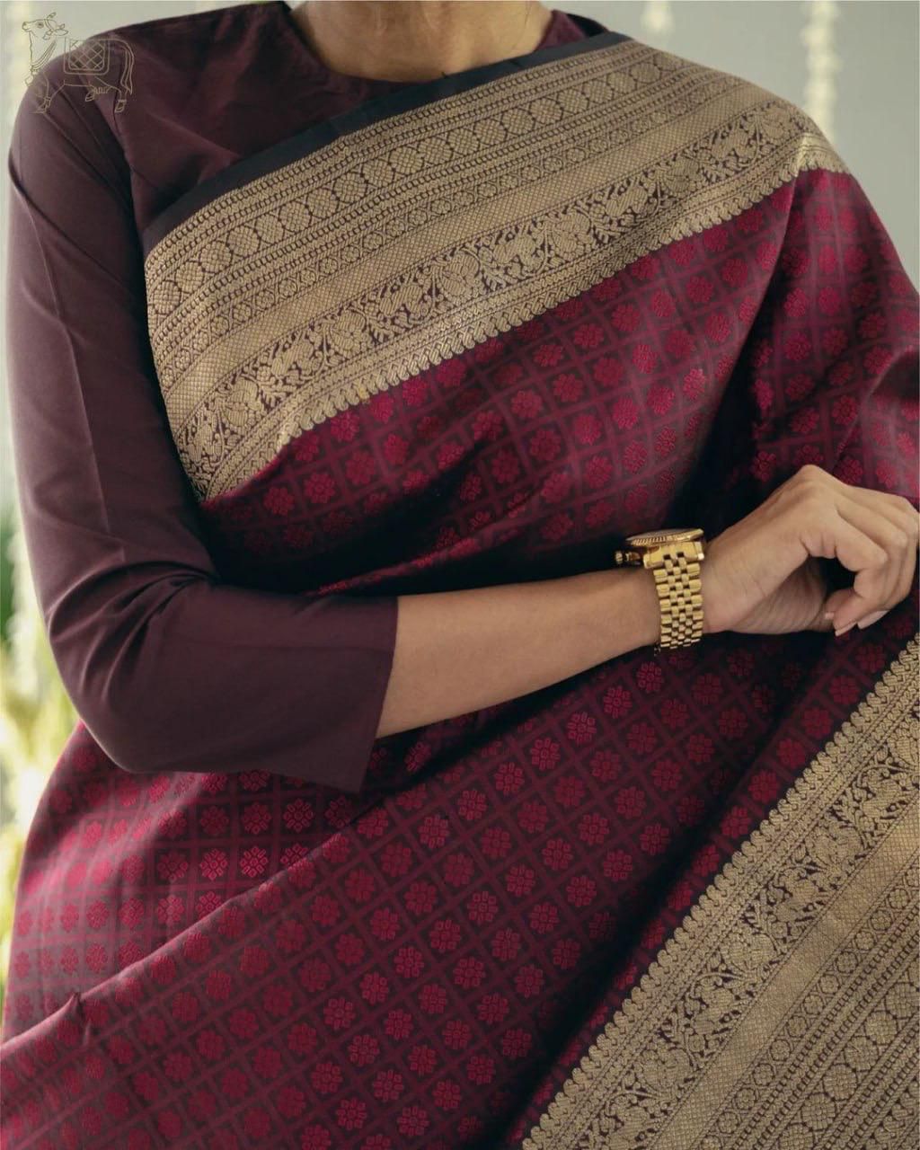 Lichi Silk Saree with Rich Pallu, All-Over Jacquard Detailing & Exclusive Border Blouse