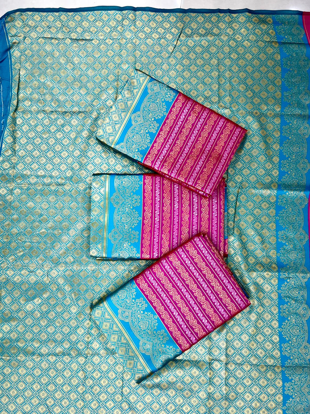 Soft Lichi Silk Saree with Ornate Jacquard Pallu & Exclusive Designer Border Blouse