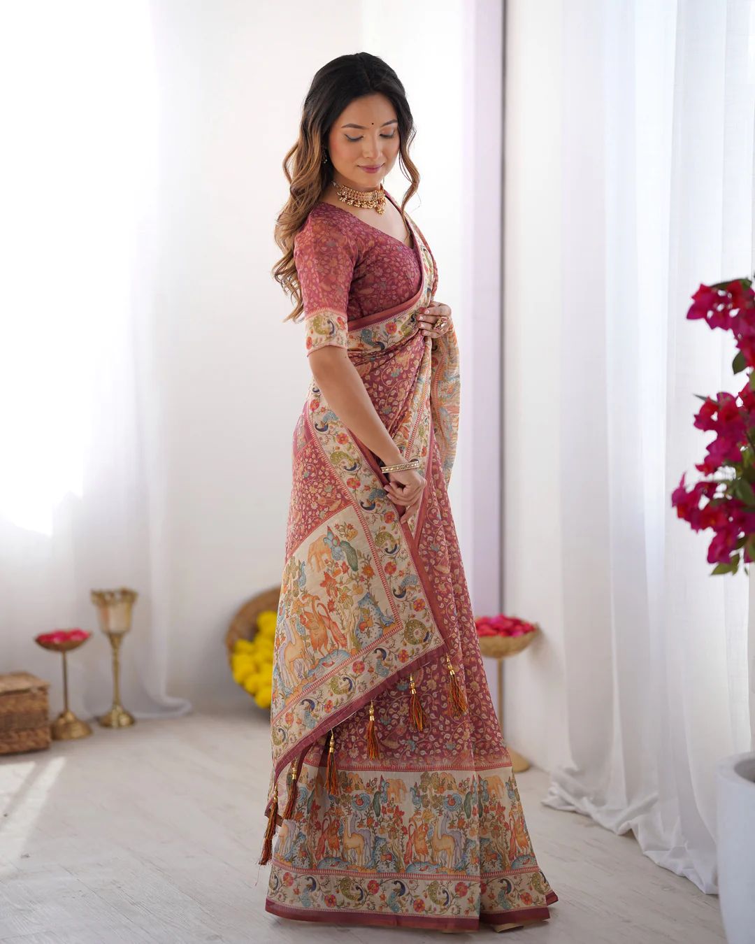 Full Body Floral Rich Pallu Linen Cotton Saree with Zahlar Tussle