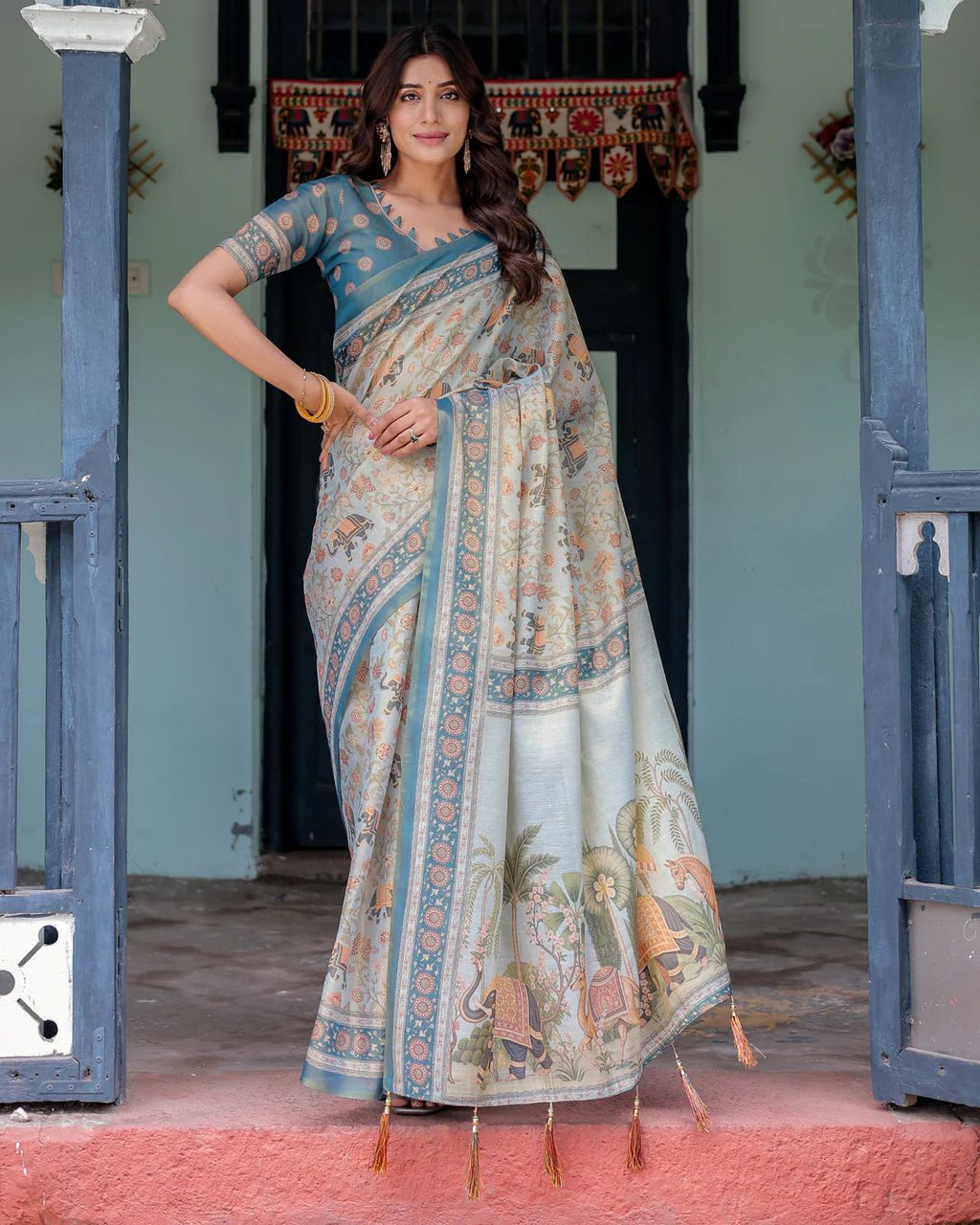 Floral & Animal Rich Pallu Linen Cotton Saree with Zahlar Tussle