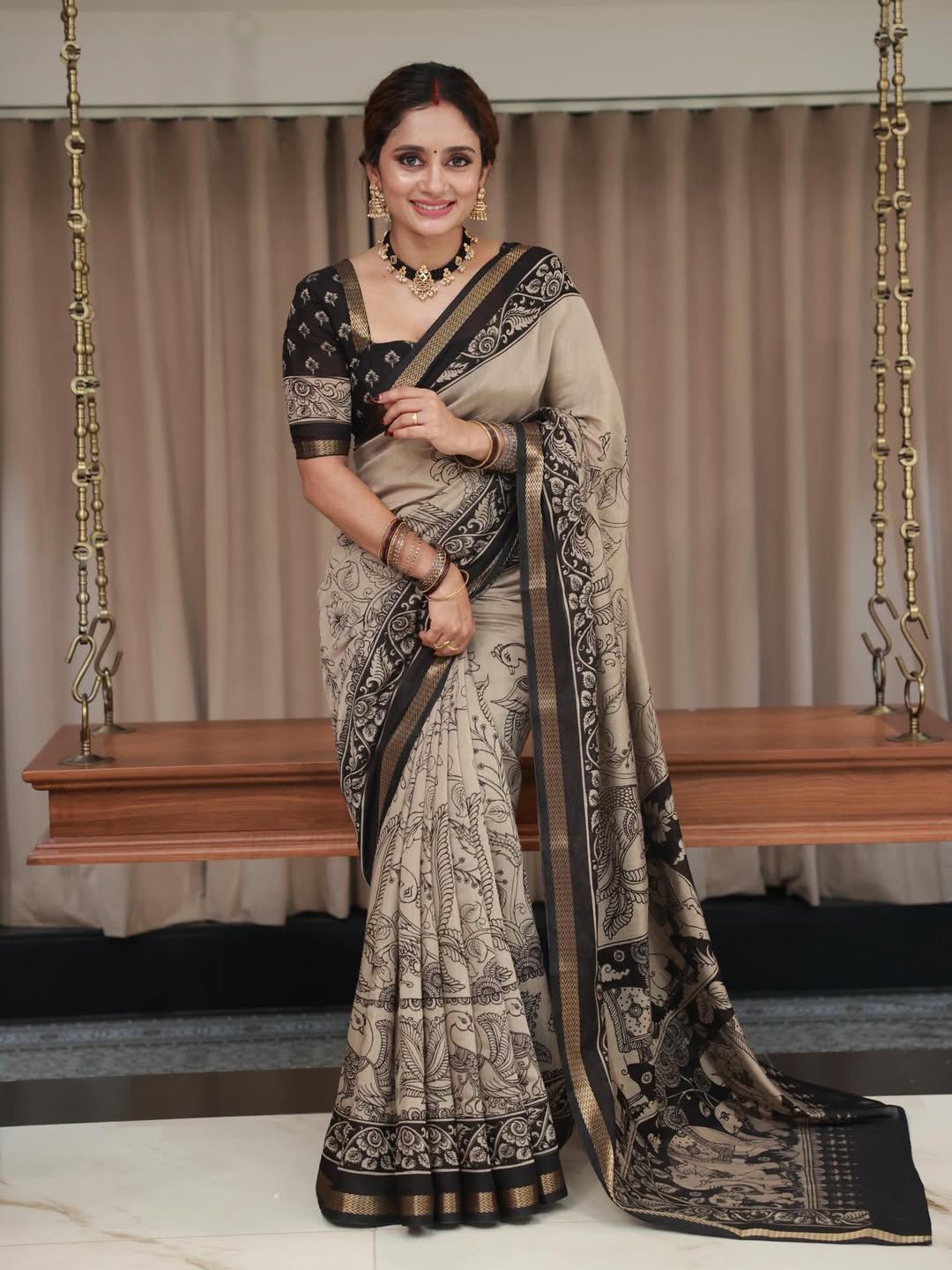 Elephant & Duck Linen Cotton Digital Printed Saree