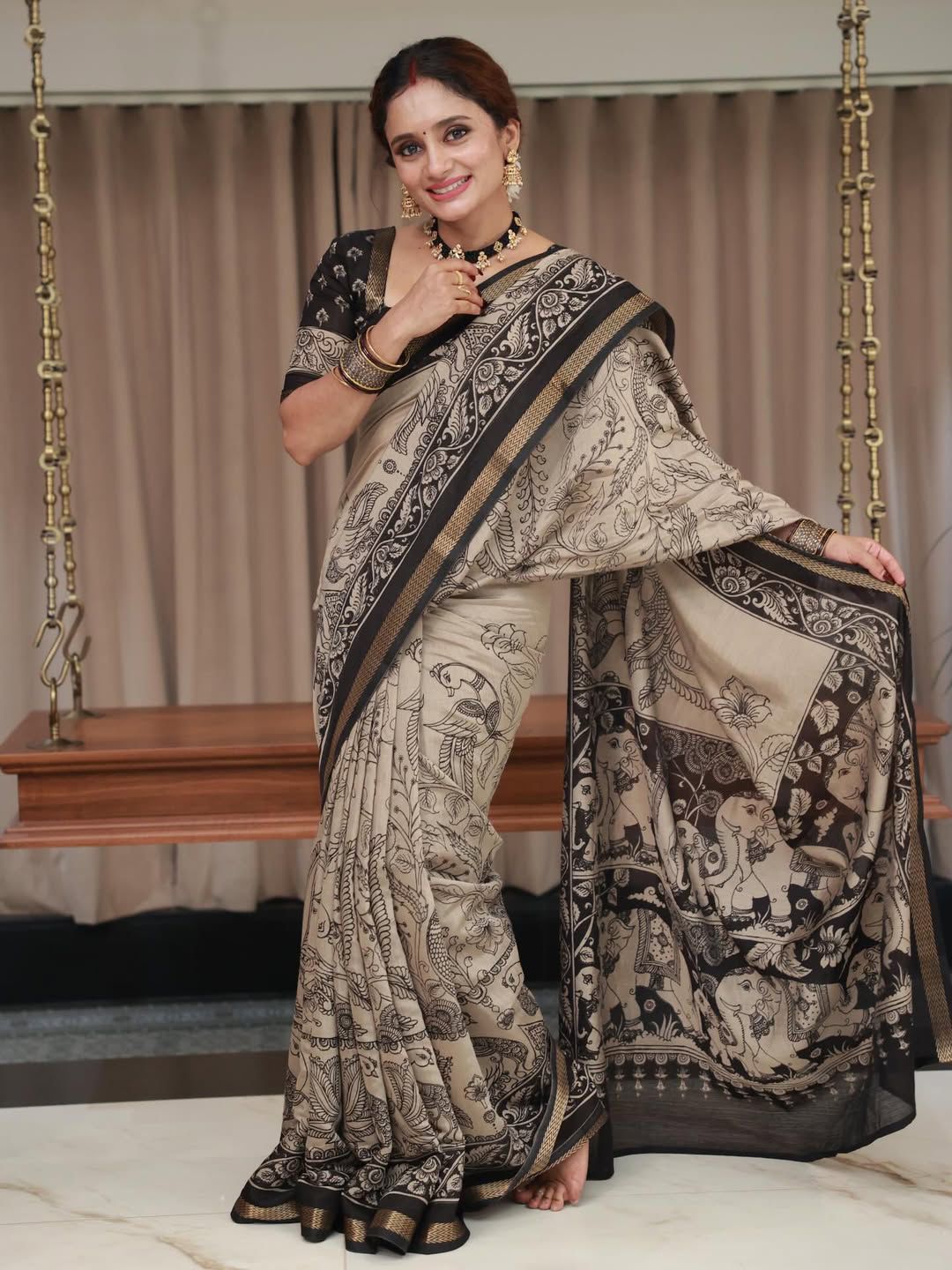 Elephant & Duck Linen Cotton Digital Printed Saree