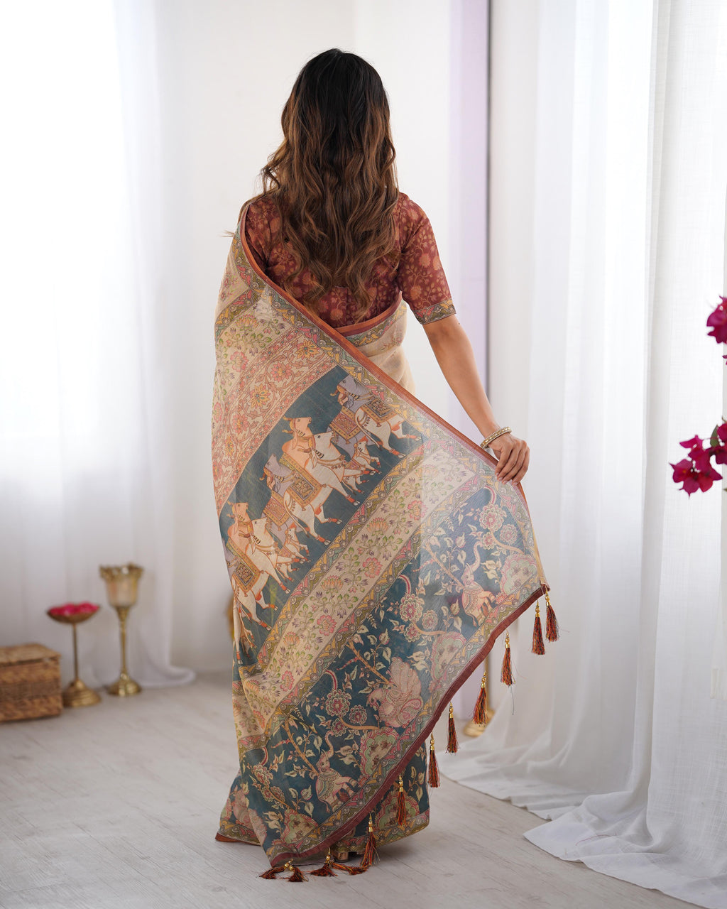 Floral & Animal Print Linen Cotton Saree with Zahlar Tussle
