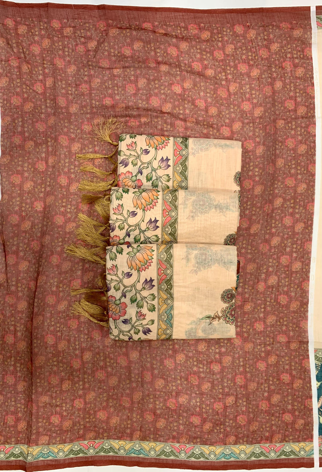 Floral & Animal Print Linen Cotton Saree with Zahlar Tussle