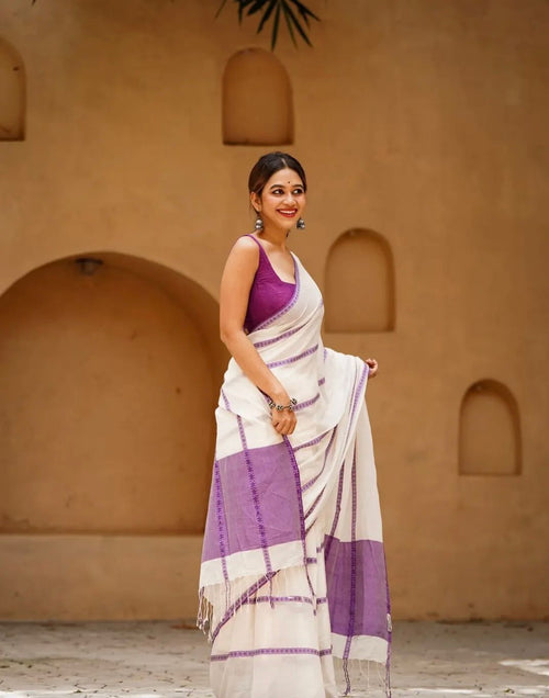 Elegant Lining Print Linen Cotton Saree with Zahlar Tussle