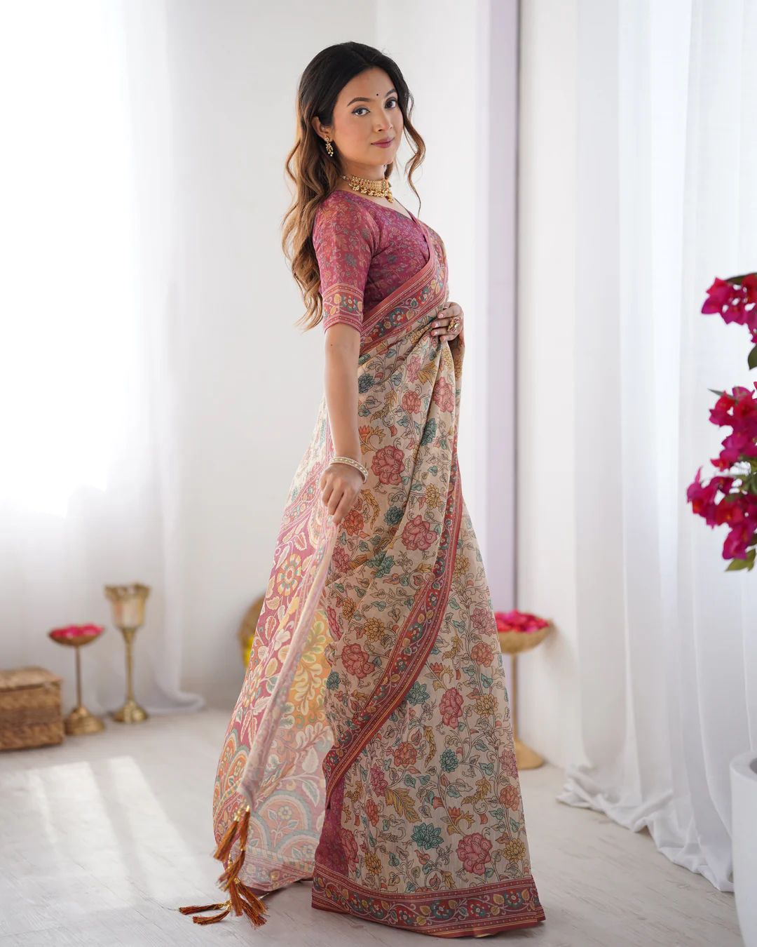 Premium Floral Linen Cotton Saree with Zahlar Tussle