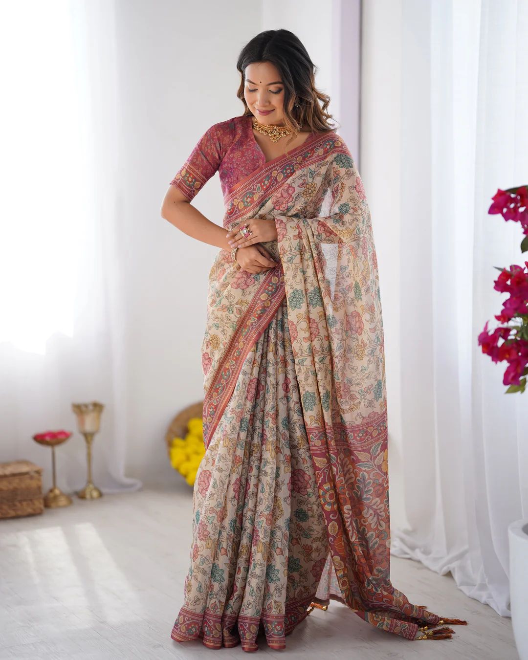 Premium Floral Linen Cotton Saree with Zahlar Tussle