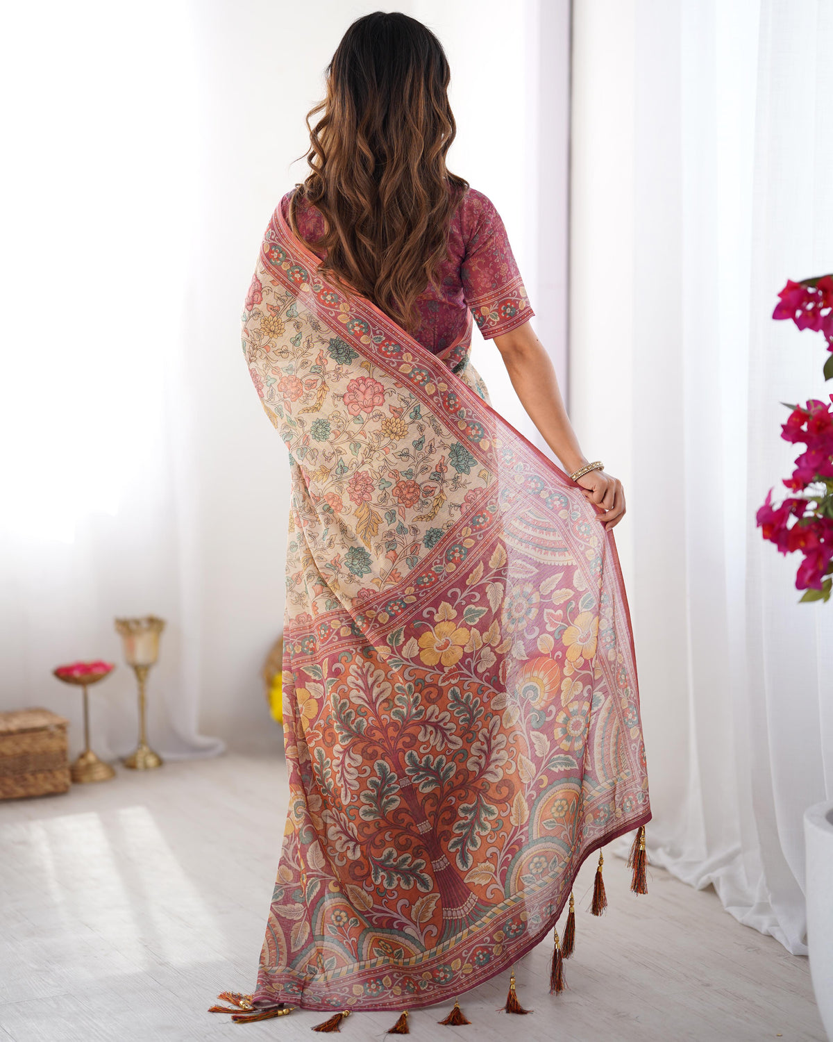 Premium Floral Linen Cotton Saree with Zahlar Tussle