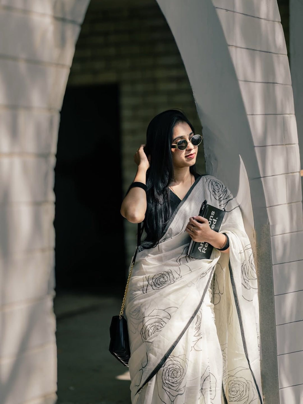 Floral Linen Cotton Digital Printed Saree