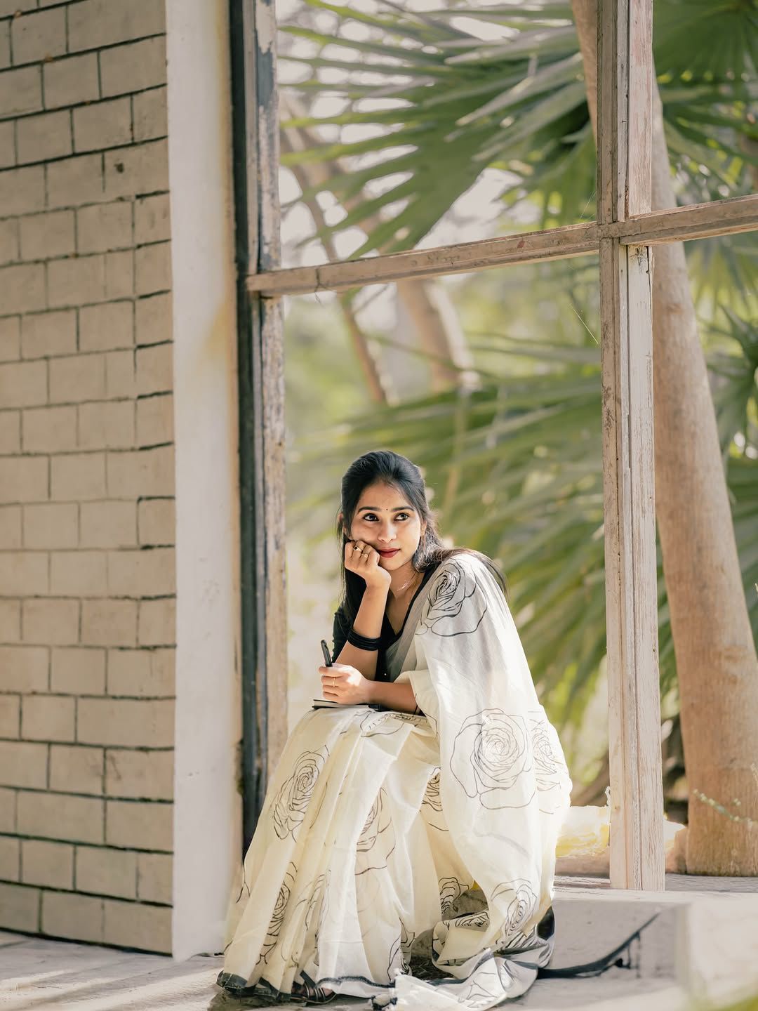 Floral Linen Cotton Digital Printed Saree