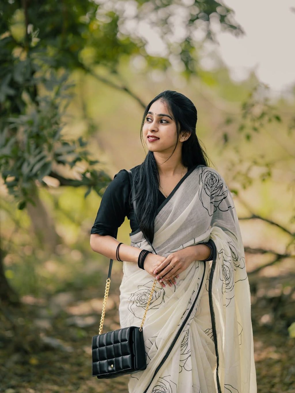 Floral Linen Cotton Digital Printed Saree