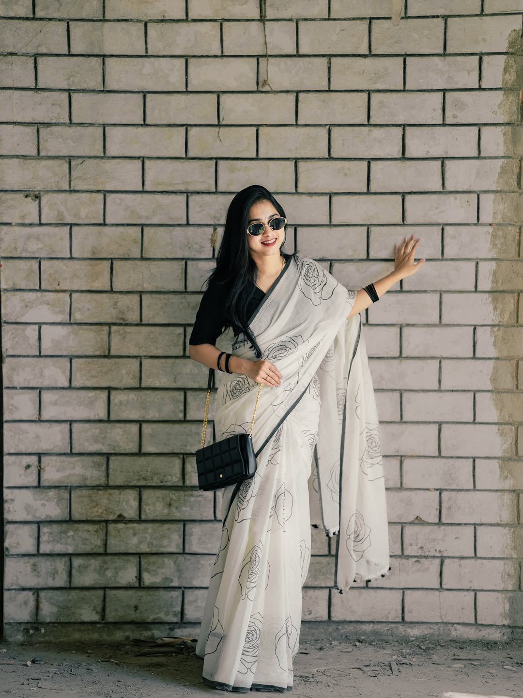 Floral Linen Cotton Digital Printed Saree