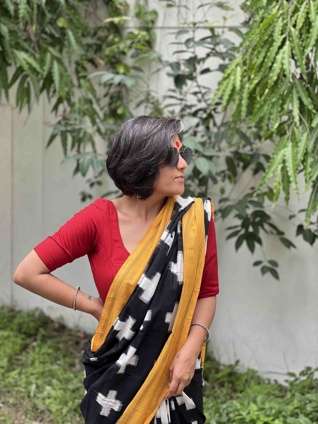 Plus Symbol Linen Cotton Saree with Zahlar Tussle