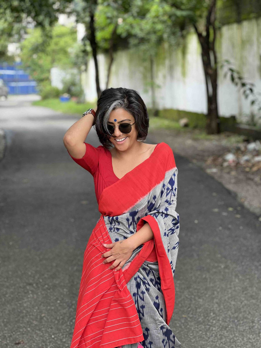 Lucky Leaf Charm Linen Cotton Digital Printed Saree with Elegant Leaf Motifs, Matching Blouse & Zahlar Tussle