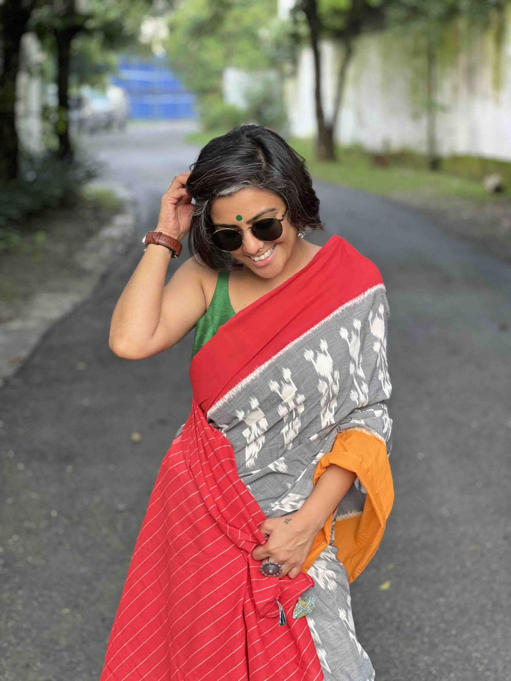 Lucky Leaf Charm Linen Cotton Digital Printed Saree with Elegant Leaf Motifs, Matching Blouse & Zahlar Tussle