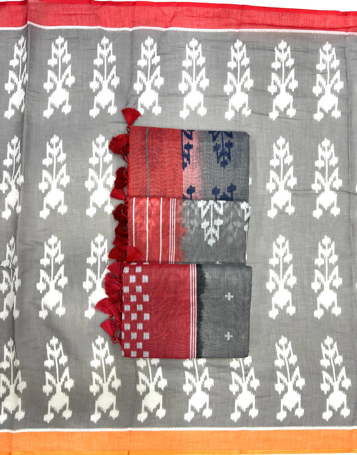 Lucky Leaf Charm Linen Cotton Digital Printed Saree with Elegant Leaf Motifs, Matching Blouse & Zahlar Tussle