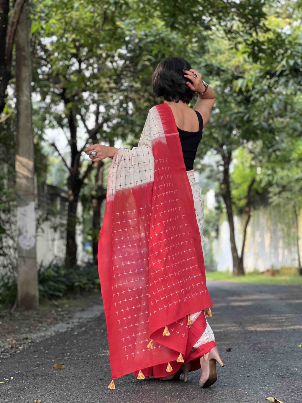 Symbolic Charm Linen Cotton Digital Printed Saree with Plus Symbol Motif, Matching Blouse & Zahlar Tussle