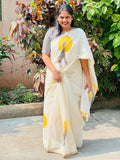 Golden Giraffe Elegance Linen Cotton Saree with Gold Zari Weaving Patti & Artistic Giraffe Digital Print