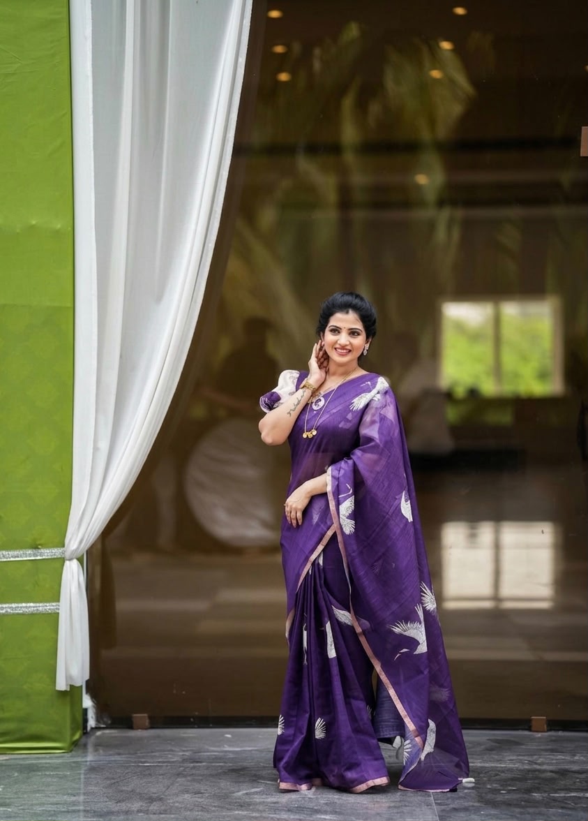 Golden Crane Elegance Linen Cotton Saree with Gold Zari Weaving Patti & Crane Digital Print