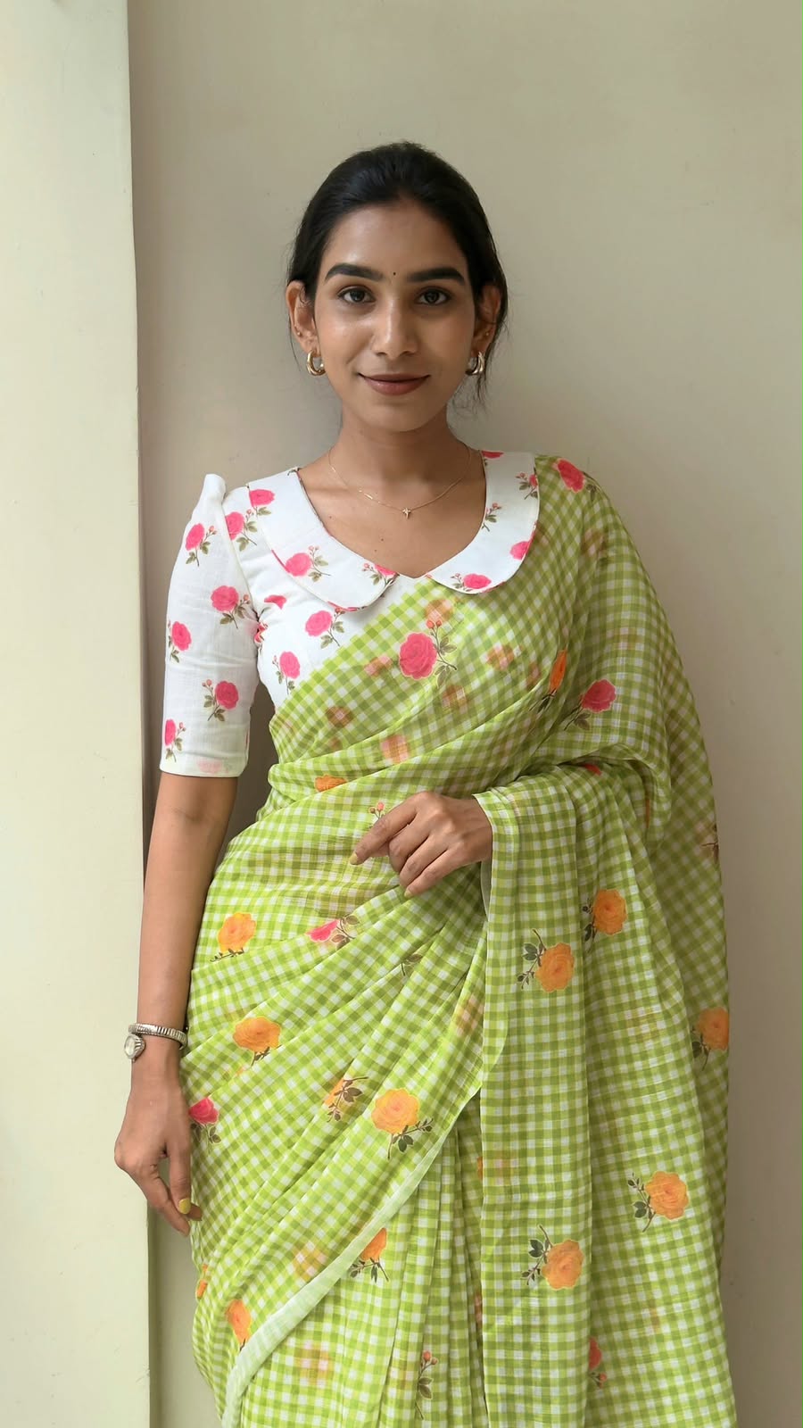 Classic Checkered Charm Linen Cotton Digital Printed Saree with Floral Printed Blouse